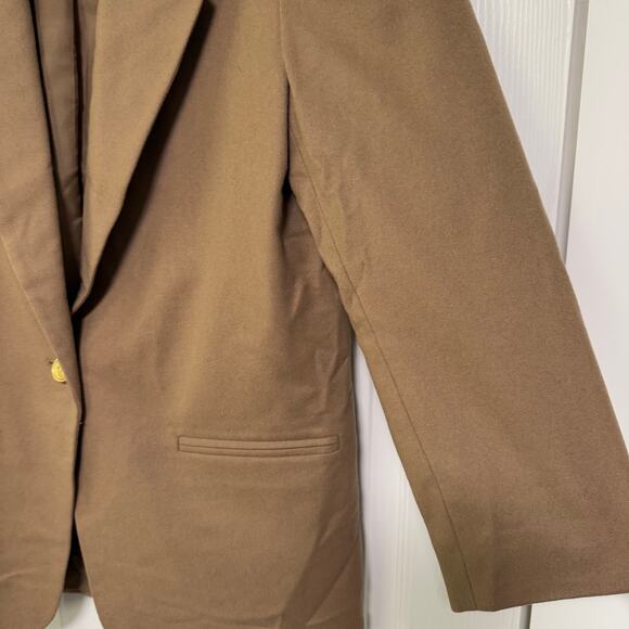 Character SuburbanWear Made in Poland Women's Tan Single Button Blazer Size 10 - Picture 6 of 16